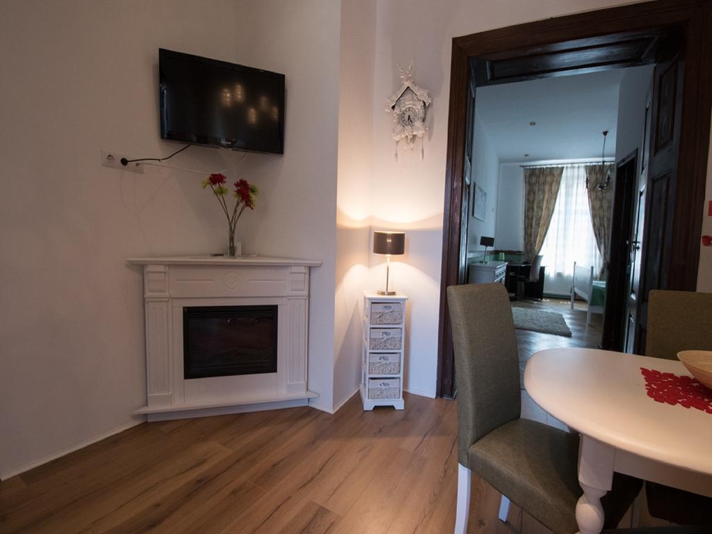 Luxury Central Apartment In 锡比乌 外观 照片